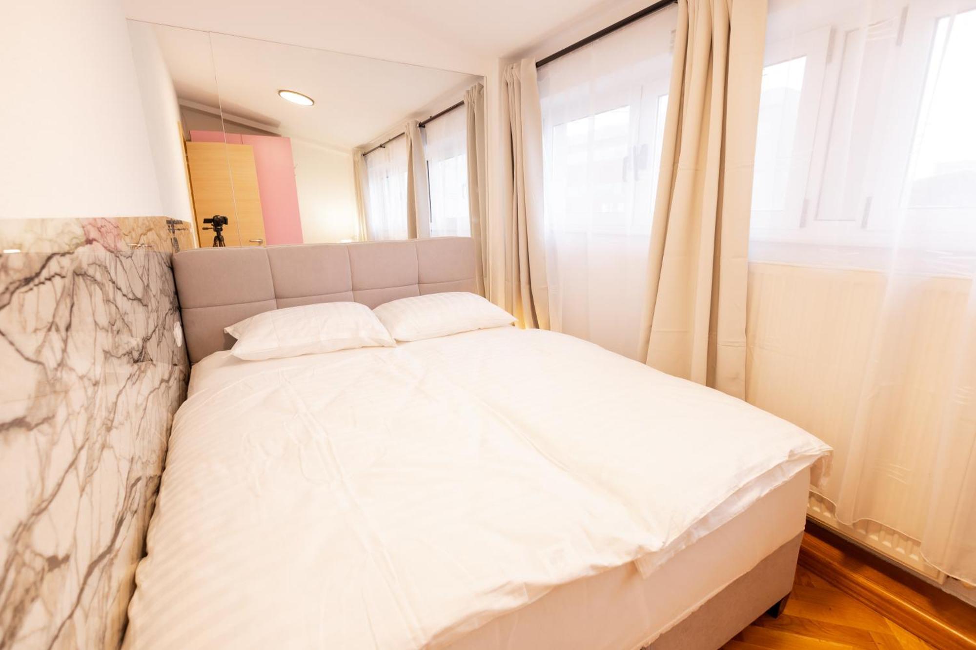 Hozi House -4 Cozy Apartment's Appartamento Lubiana